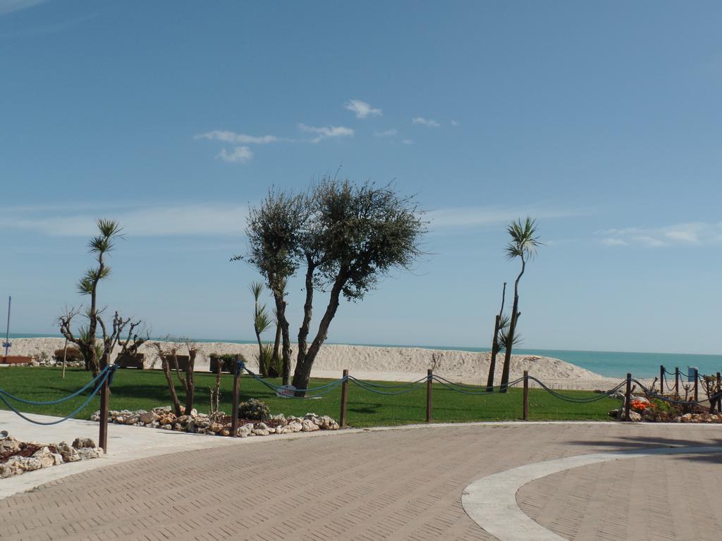 Casavacanze Castelli Di Sabbia Porto SantʼElpidio Kültér fotó