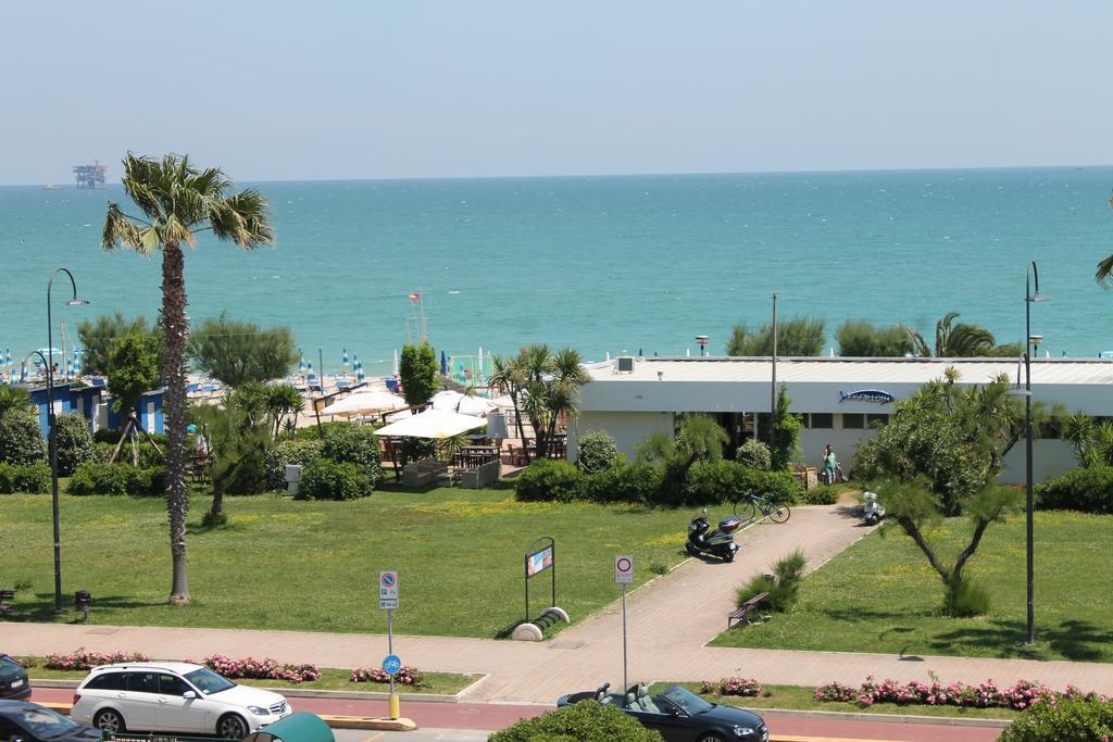 Casavacanze Castelli Di Sabbia Porto SantʼElpidio Kültér fotó